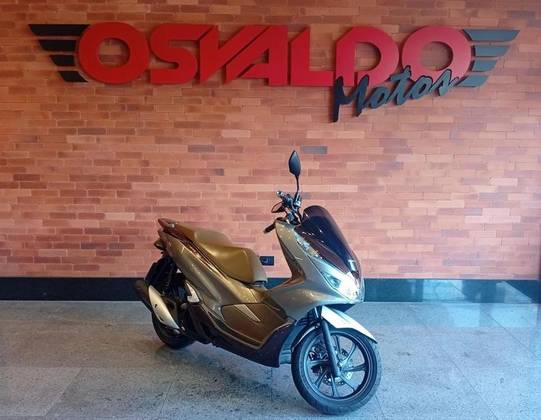 HONDA PCX DLX HONDA PCX DLX